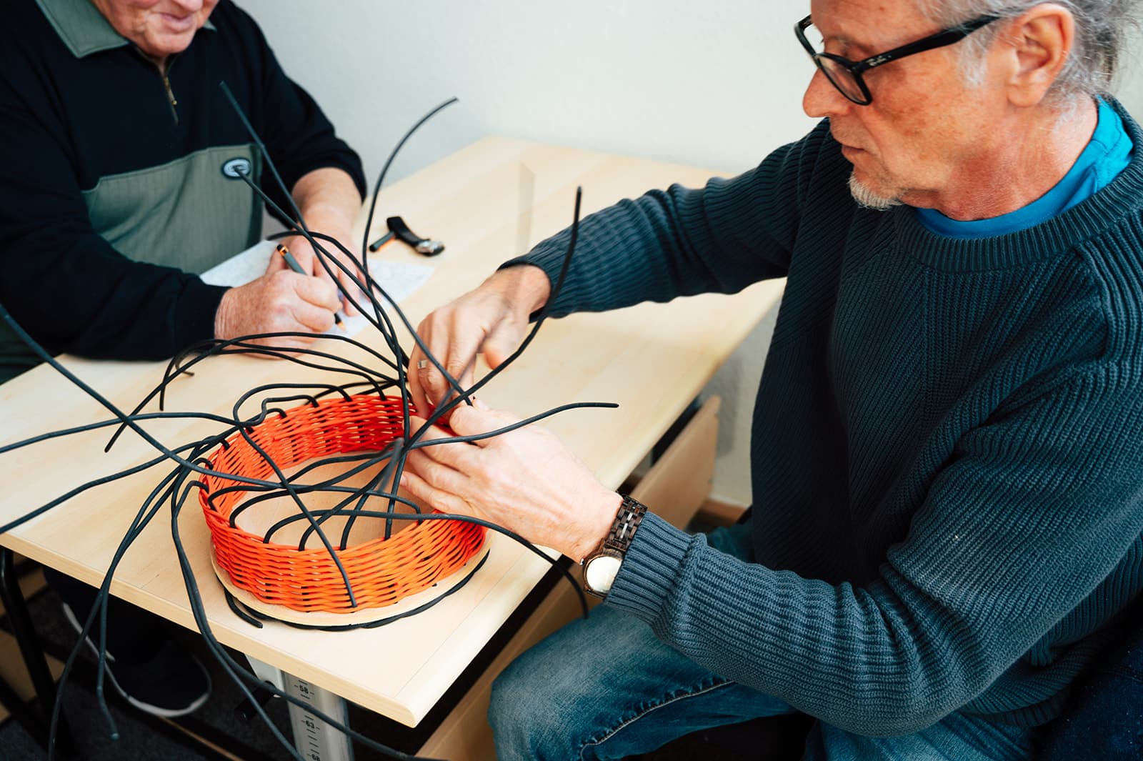 Korbflechten — ergotherapeutische Behandlung