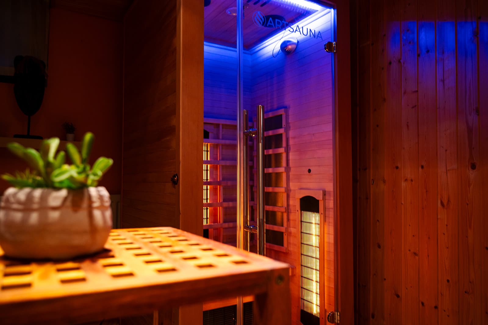 Infrarot-Sauna im Wellnessbereich